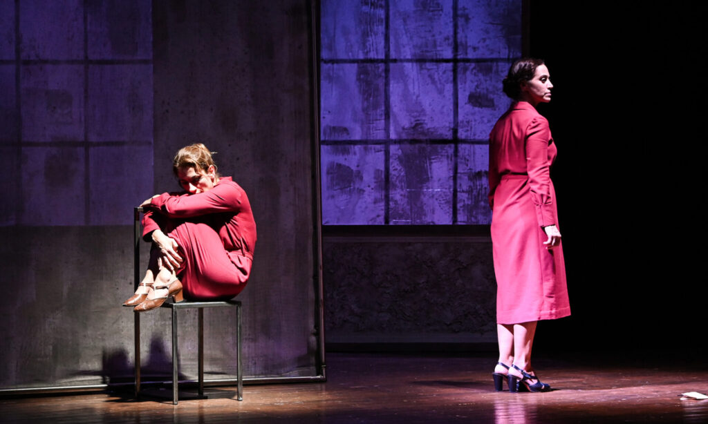 1200×1200 Hitler 13