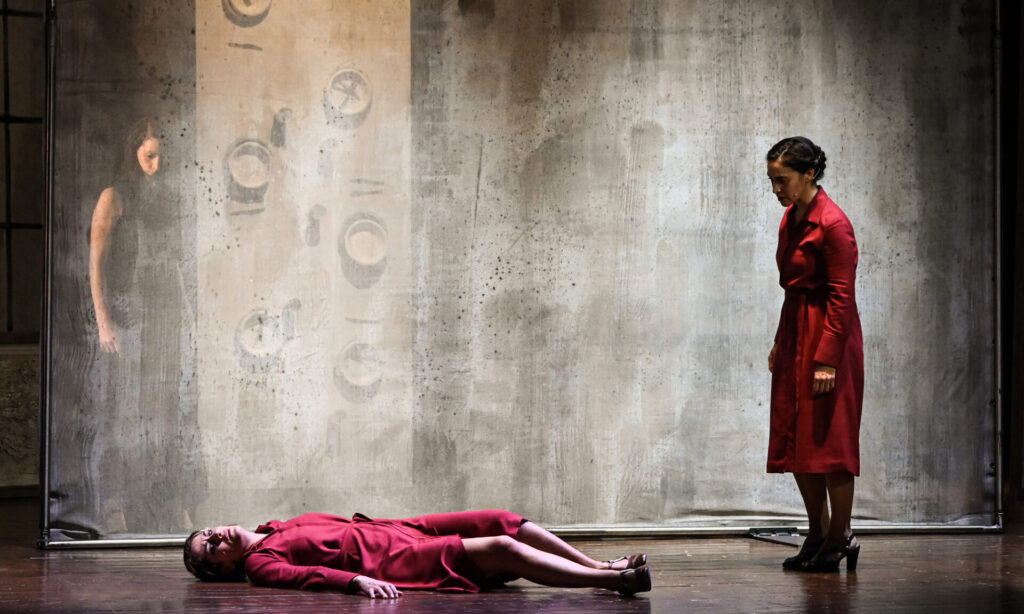 1200×1200 Hitler 14