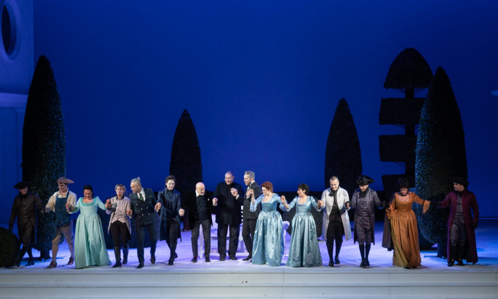 1200×1200 Figaro 10