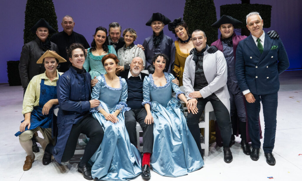 1200×1200 Figaro 11