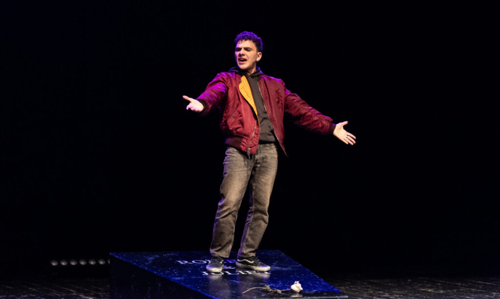 1200×1200 Edu RomeoJuliet