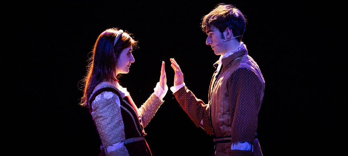 ROMEO AND JULIET (ARE DEAD)